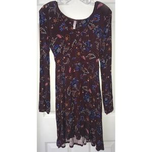 Xhilaration fitted maroon dress w/ velvet trim